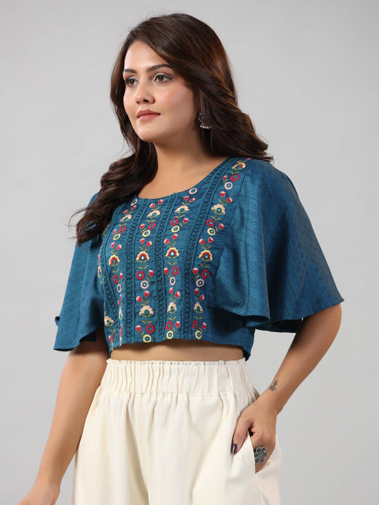 Juniper Women Blue Rayon Embroidered Crop Top