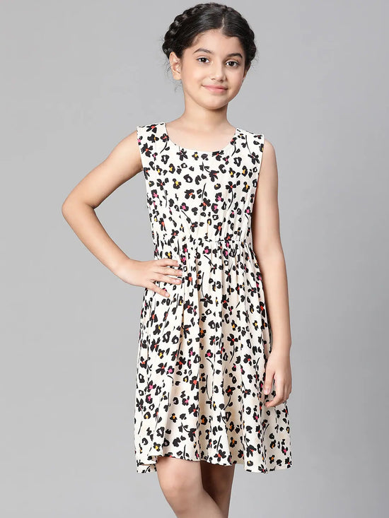 Girl animal print beige sleevless round neck dress