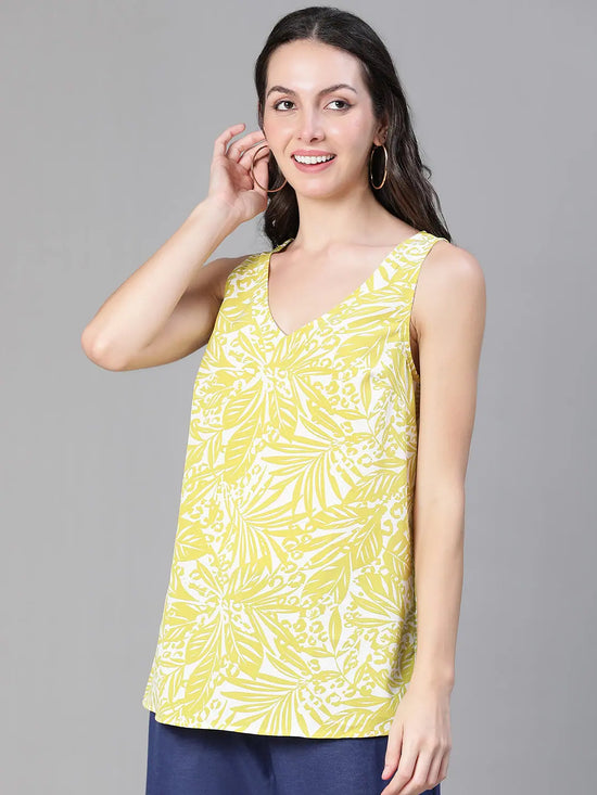 Women floral print yellow sleevless round neck top