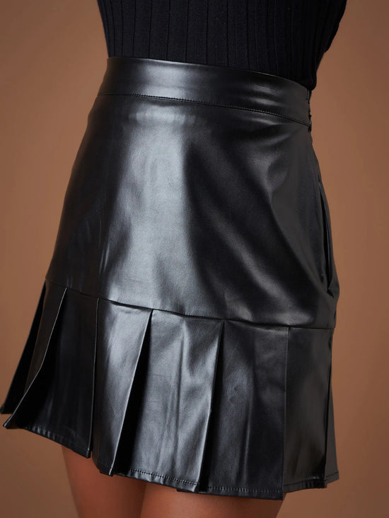 Women Black Pu Pleated Mini Skirt