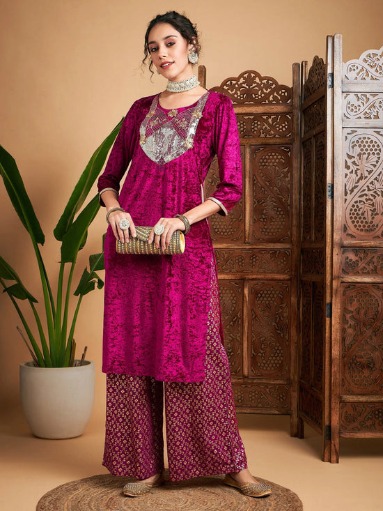 Women Fuchsia Velvet Sequin Kurta With Foil Palazzos