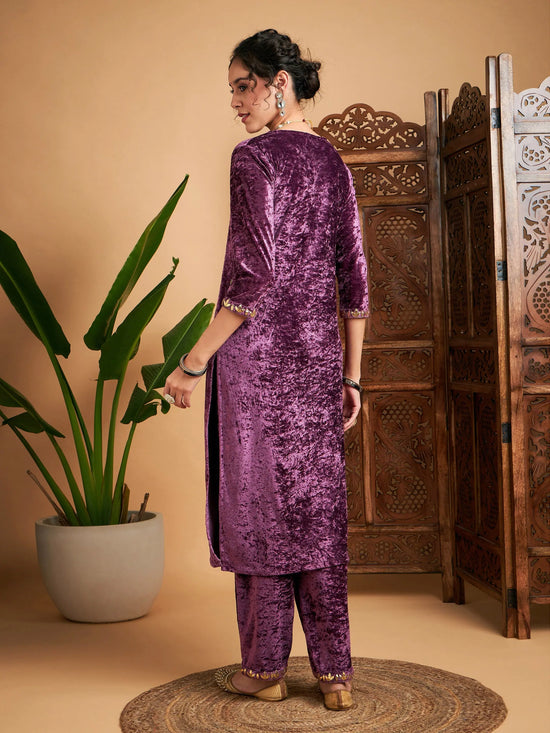 Women Mauve Velvet Gota Patti Embroidered Kurta With Pants