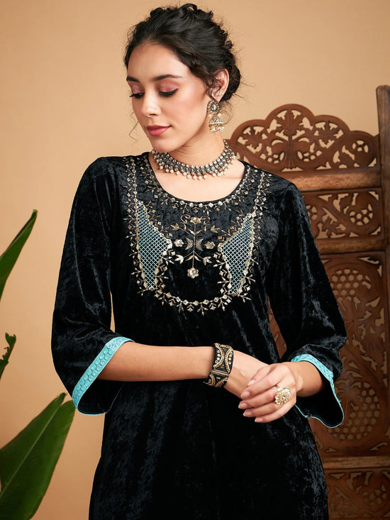 Women Black Velvet Yoke Embroidered Straight Kurta