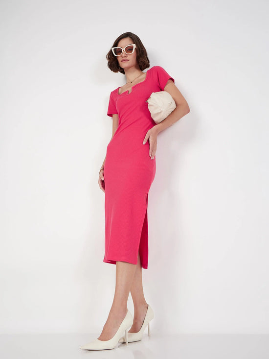 Women Magenta Rib V-Neck Midi Dress