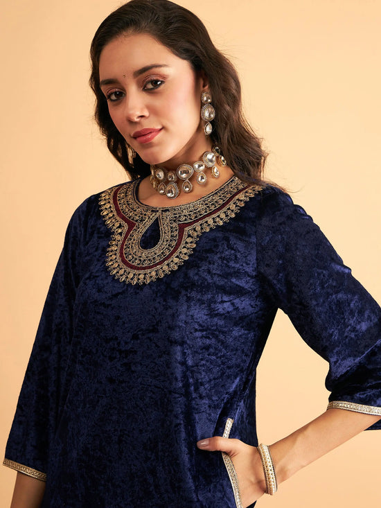 Women Navy Blue Velvet Front Zari Embroidered Straight Kurta