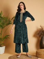 Women Emerald Embroidered Straight Kurta