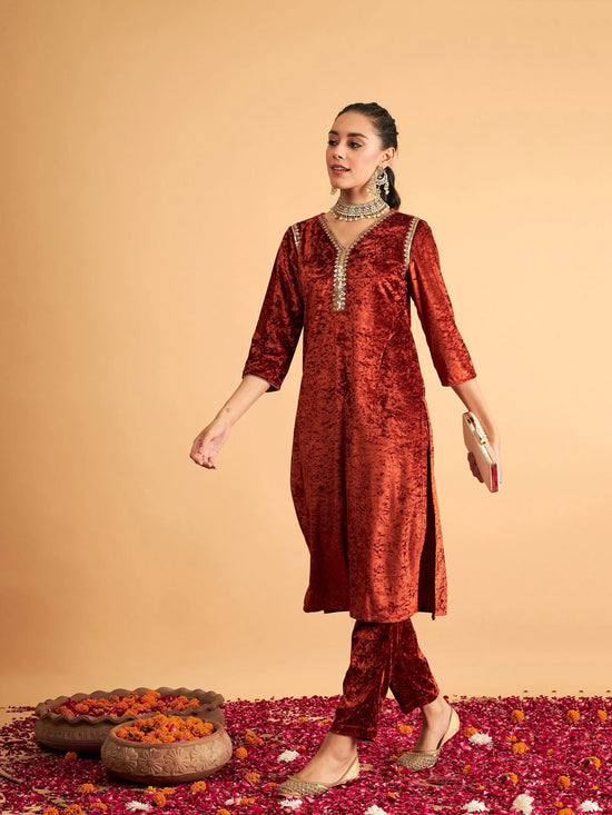 Women Rust Velvet Embroidered Straight Kurta