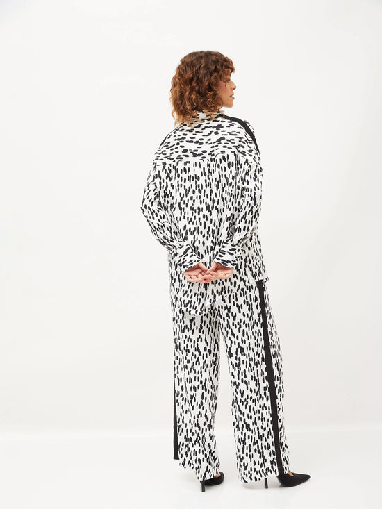 Women White Abstract Print Oversize Shirt With Pants