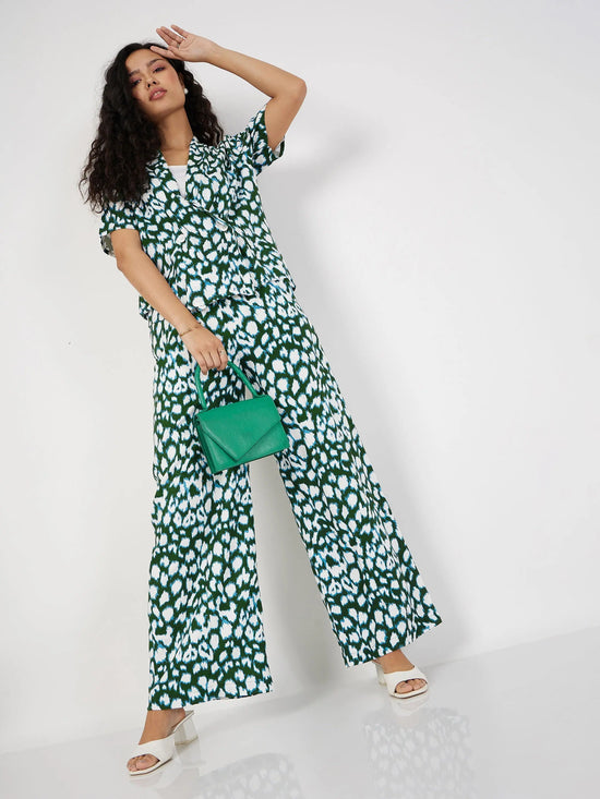 Women Green Abstract Shawl Collar Top With Pants