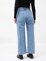 Women Blue Front Button Straight Jeans-SFJEAN0420XS