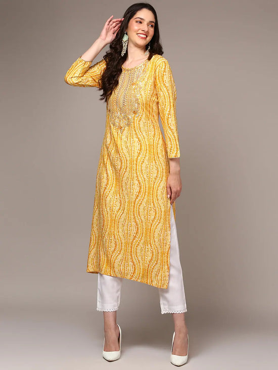 Ahika Women Yellow Viscose Rayon Abstract Printed Kurta VCK9514