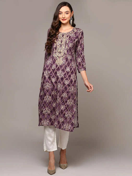 Ahika Women Purple Viscose Rayon Ethnic Motifs Straight Kurta VCK9512