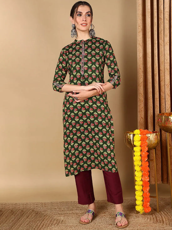 Ahika Women Green Cotton Floral Printed Straight Kurta