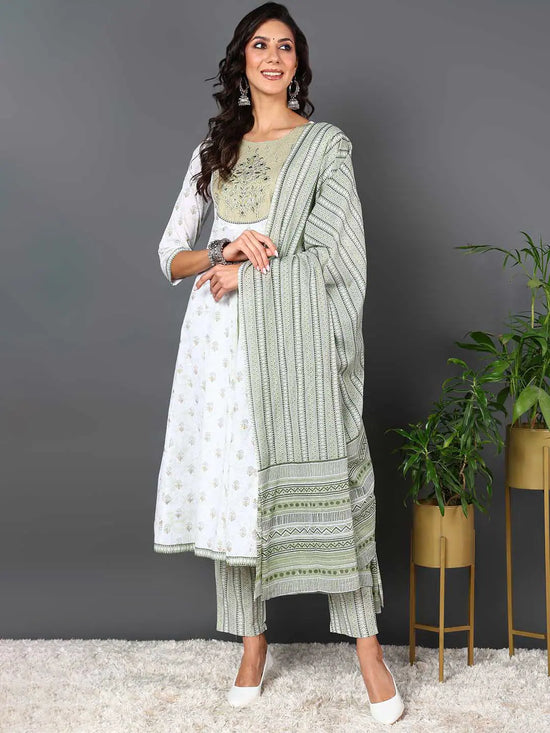 Ahika Women Green Pure Cotton Ethnic Motifs Printed Kurta Trouser With Dupatta