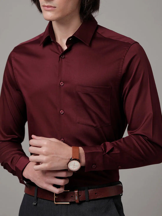 Men Slim fit Solid Formal Maroon Shirt