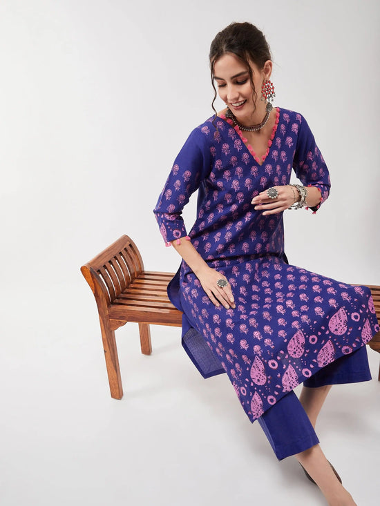 Casual Printed Kurta Having Pom-Pom Lace Details With Matching Pant Set