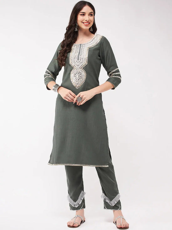 Festive Embroidered Long Neck-Patch Kurta With Laces