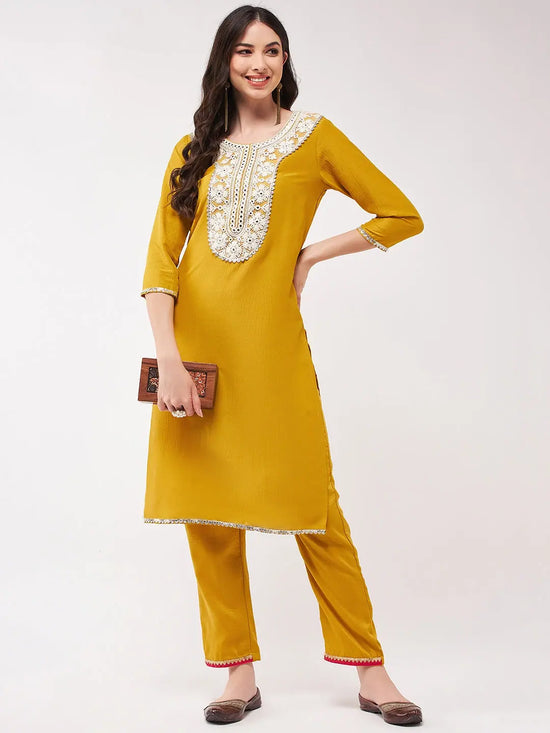 Festive Embroidered Neck-Patch Kurta With Laces