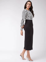 Monocromatic Stripe Fitted Dress