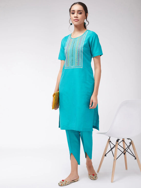 Straight Fit Embroidered Kurta With Stylish V-Cut Pants