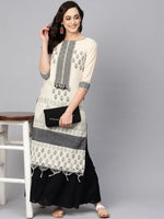 Straight Fit Border Kurta