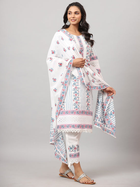 Juniper Women'S Off-White Cambric Printed Stright Kurta Sets