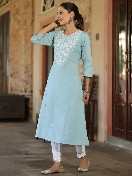 Juniper Women'S Blue Cotton Flex Embroidered Straight Kurta