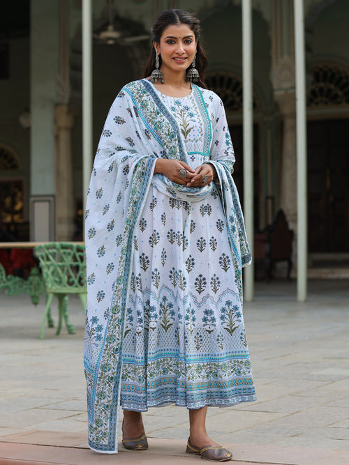 Juniper Women'S Skyblue Cambric Floral Placement Kurta Dupatta Sets