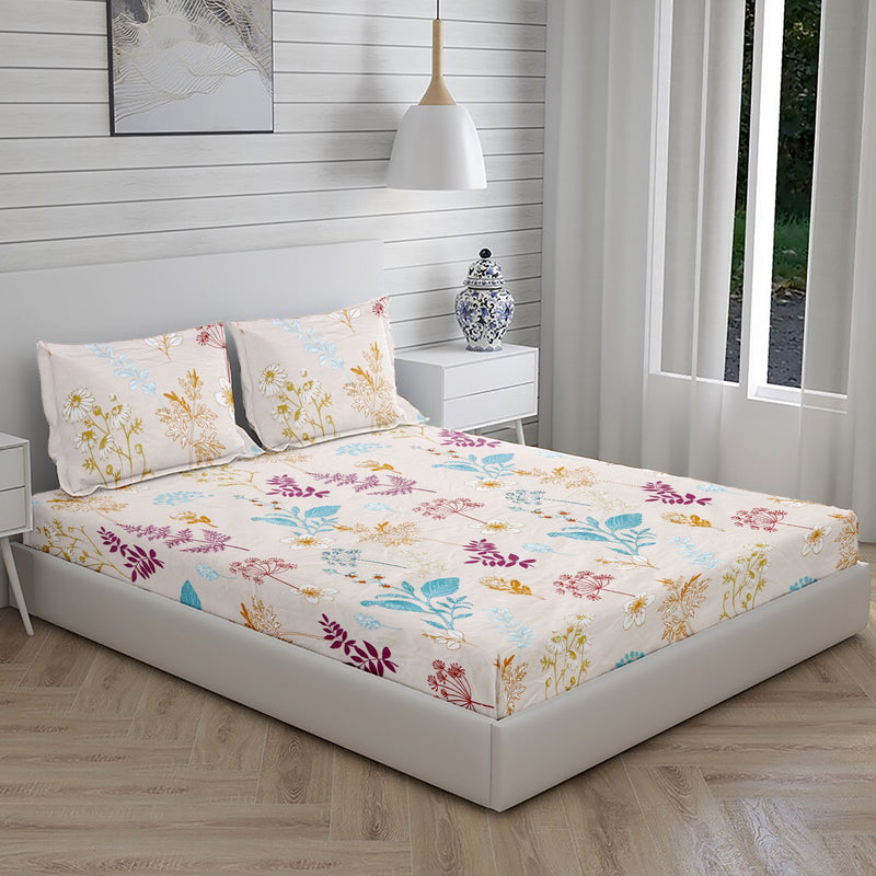 Comfy Unique cotton feel all corner elastic fitted king size double bedsheet with 2 large pillow covers with zig-zag border ( 72/72'') fit for 6 inches mattresses