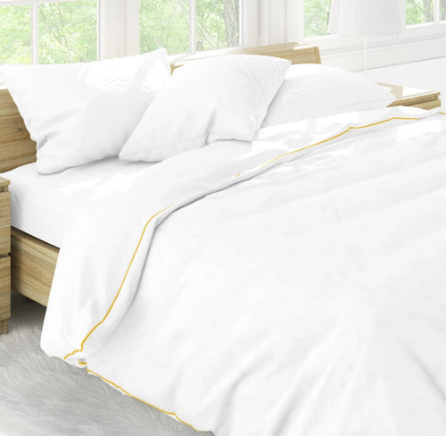 Golden Piping Plain White Hotel Quilt Cover - (Size - 259x274 cm)