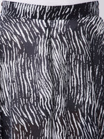 Monochromatic Abstract Print Skirt