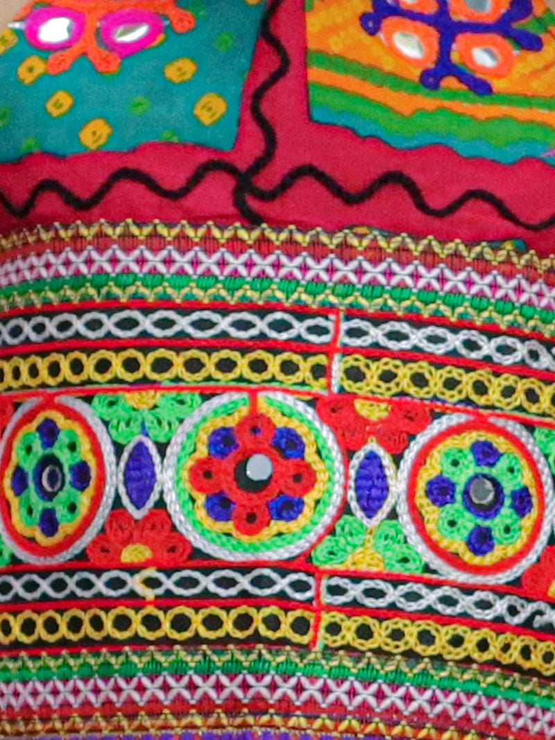 BownBee Girls Navratri Halter Neck Print With Embroidery Chaniya Choli with Dupatta- Green