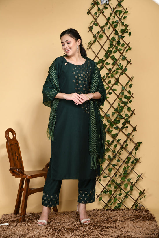 Women Green Side Work Kurta Set With Dupatta