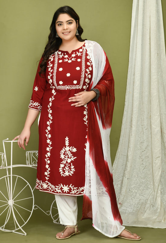 Women Plus Size Floral Kurta With Pants And Dupatta