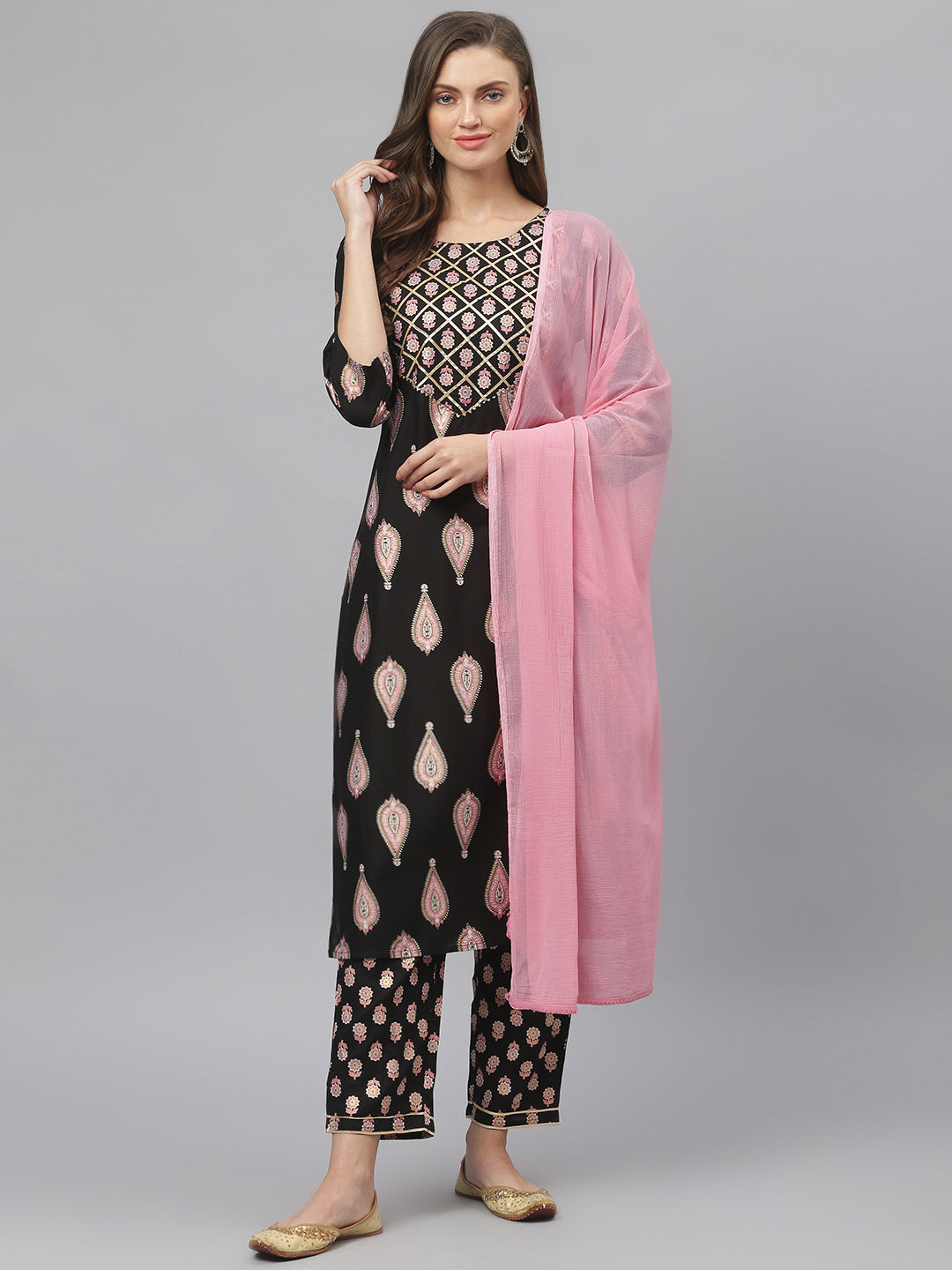 Pink Chiffon Dupatta with lace. Dupatta Bazaar