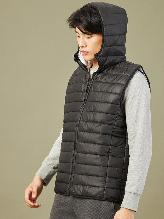 Men's Black Sleeveless Puffer Hoodie Jacket