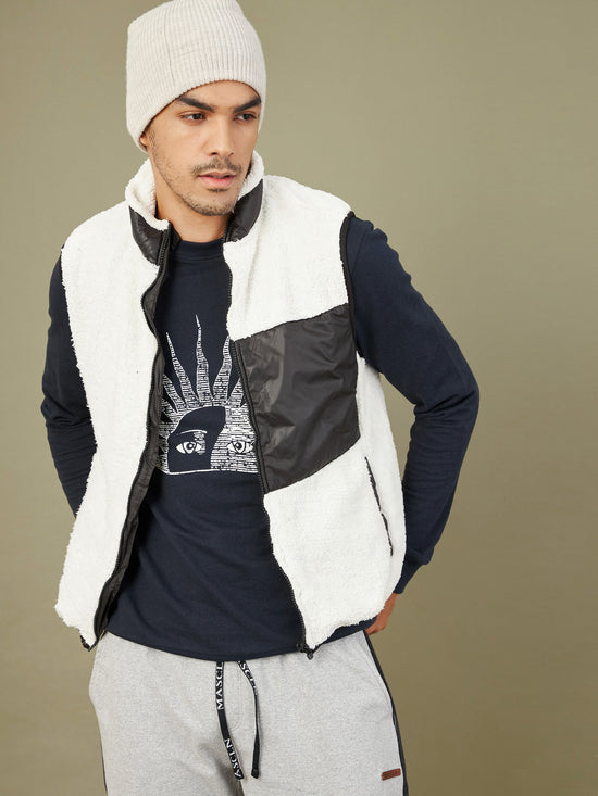 Men White Sleeveless Faux Fur Jacket