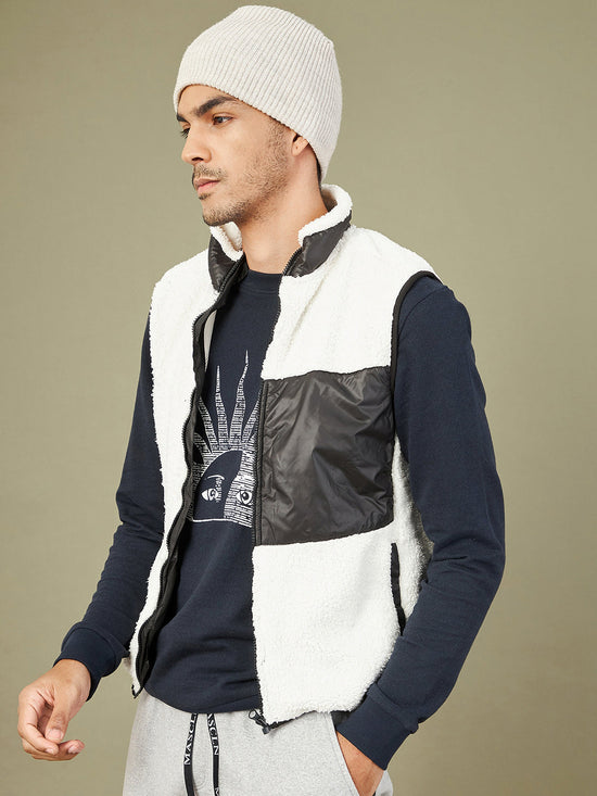 Men White Sleeveless Faux Fur Jacket