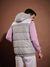 Men Grey & White Colorblock Sleeveless Hoodie Jacket