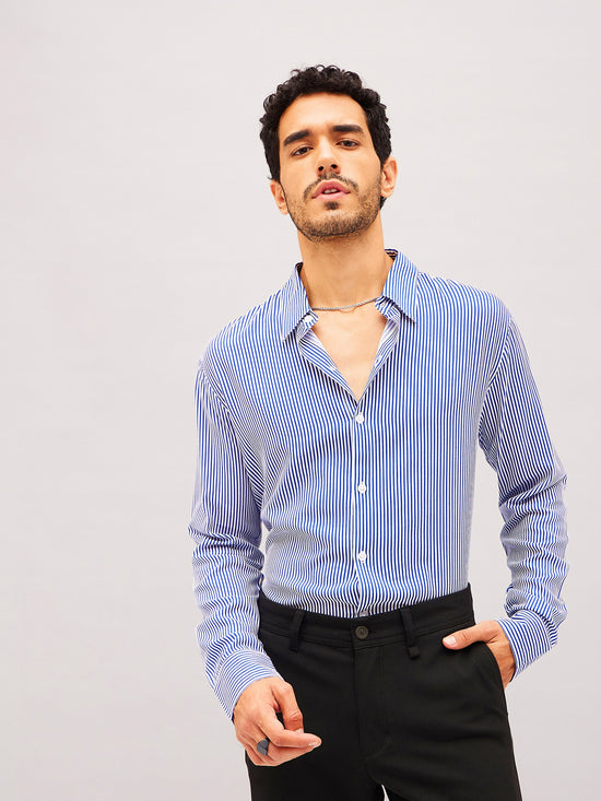 Men White & Blue Stripes Relax Fit Shirt