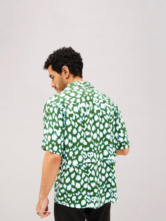 Men Green & White Abstract Short Sleeve Relax Shirt