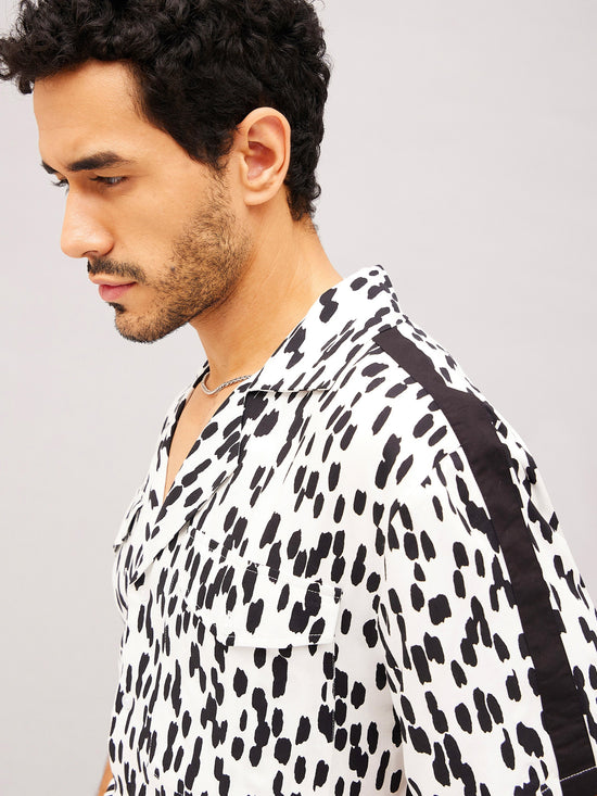 Men White & Black Abstract Short Sleeve Relax Shirt