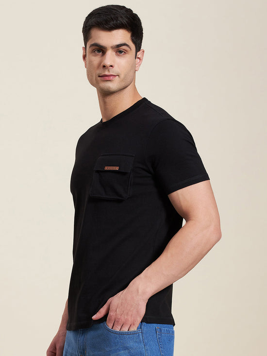 Men Black Box Pocket Regular T-Shirt