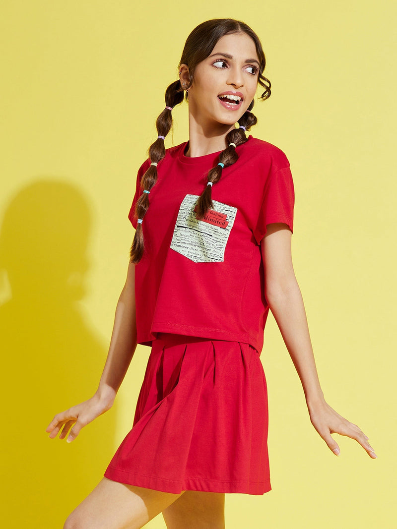 Wholesale Girls Red Newspaper Pocket Crop T-Shirt – Tradyl