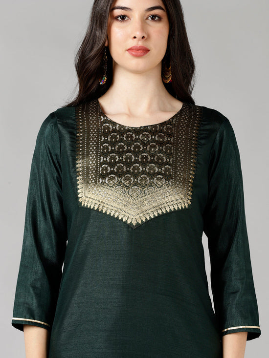 Ahika Women Green Woven Design Kurtas