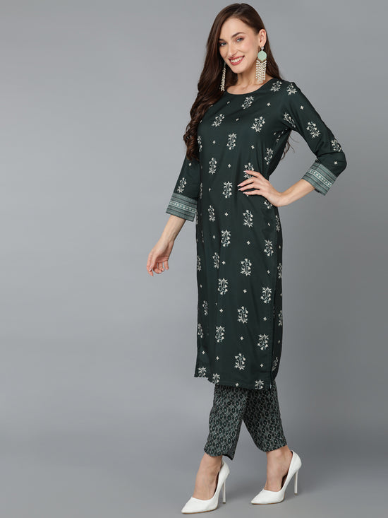 Ahika Women Poly Crepe Geometric Printed Kurta