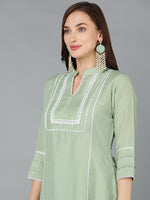 Ahika Women Poly Silk Solid Kurta With