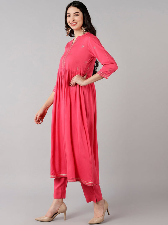 Ahika Women Pink Floral Printed Pleated Kurta With Trousers