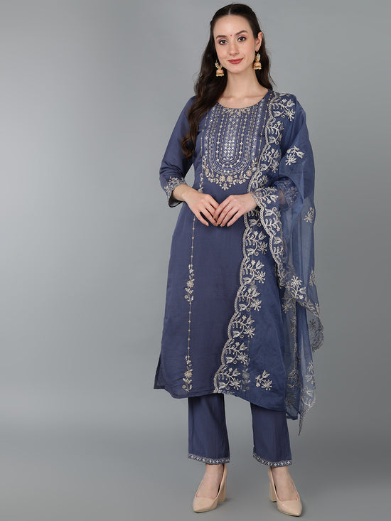 Ahika Women Silk Blend Yoke Design Kurta