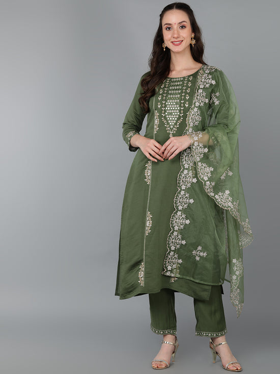 Ahika Women Silk Blend Embroidered Kurta Trouser